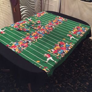Football Theme Cloth Tablecloth and Cloth Napkins